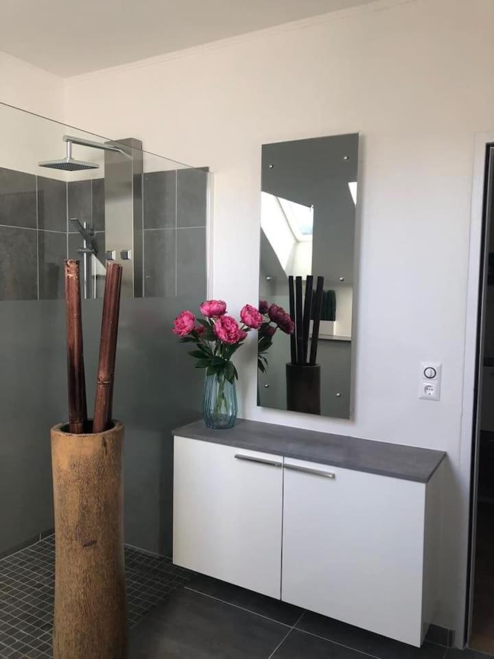 Apartmán Superior-apartment Mit Pool Und Seezugang *